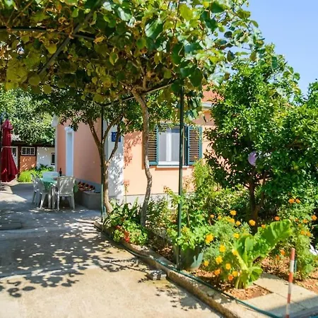 Charming House *